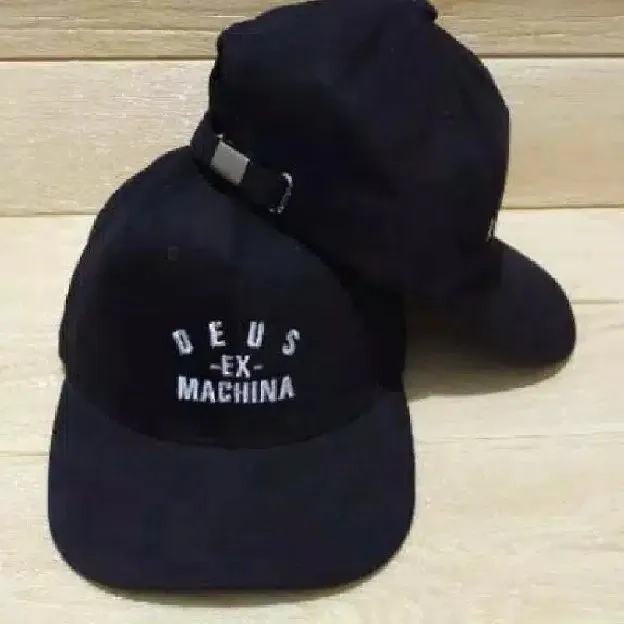 Topi Distro Deus