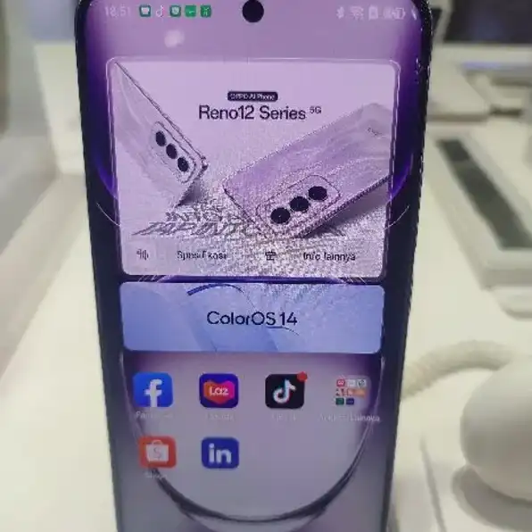 Segampang itu ambil cicilan Oppo Reno 12 Pro di Home Credit, Promo bunga 0% Free cicilan 1x