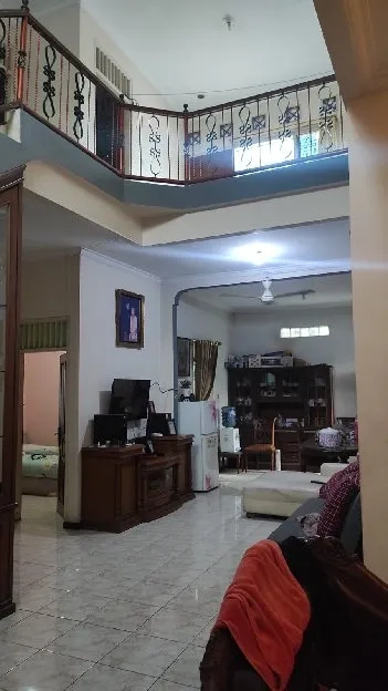 Rumah siaphuni perkampungan 2LT Jl Tangki Cipayung Jaktim LT 289 LB 250m SHM