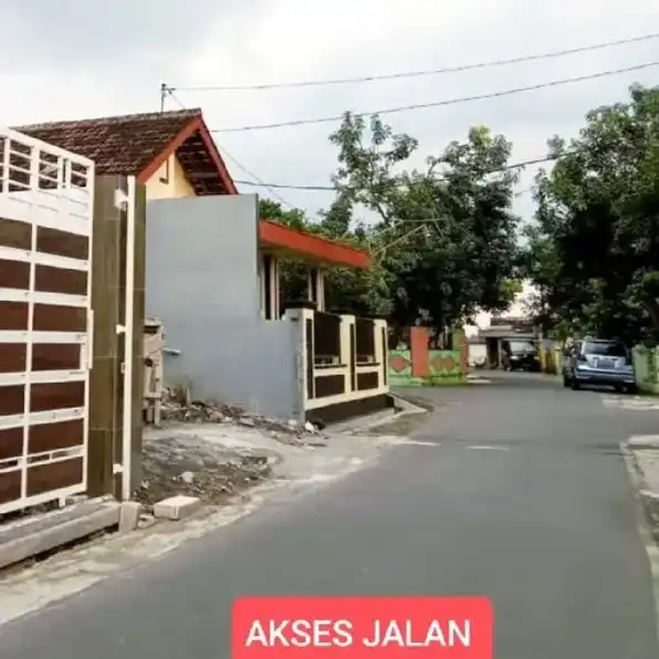 RUMAH BARU SIAP HUNI DI SELATAN TAMAN PANCASILA KARANGANYAR 