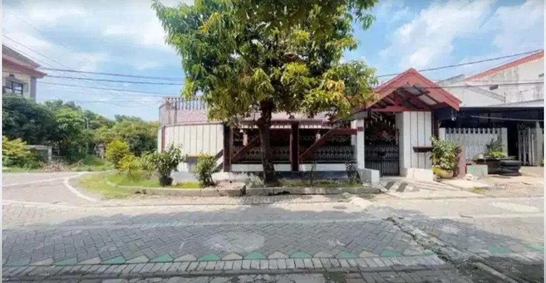 Dijual rumah dukuh kupang surabaya