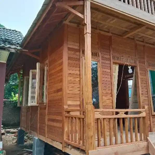 Wahyu Rumah Kayu