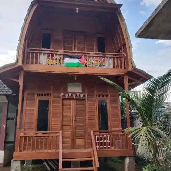 Wahyu Rumah Kayu