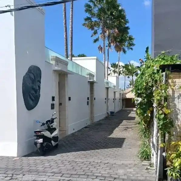 Dijual 19 are + FREE VILLA 6 KMR, Jl. Drupadi Kayu Aya Gg. Kahyangan OBEROI Seminyak Legian Kuta