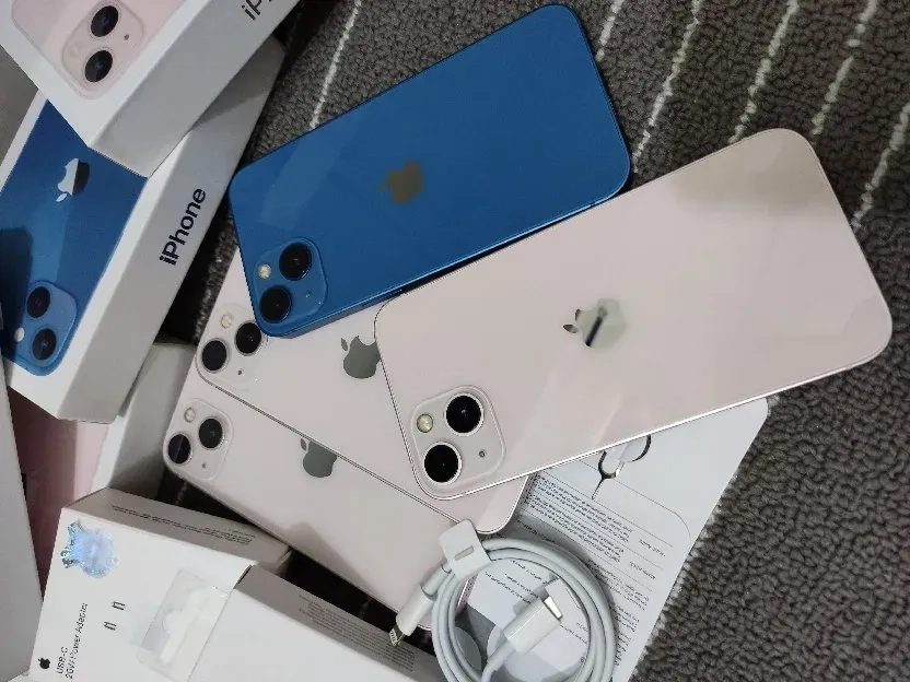 IPHONE 13 128GB Murah Alloperator Fullsett Nominus 