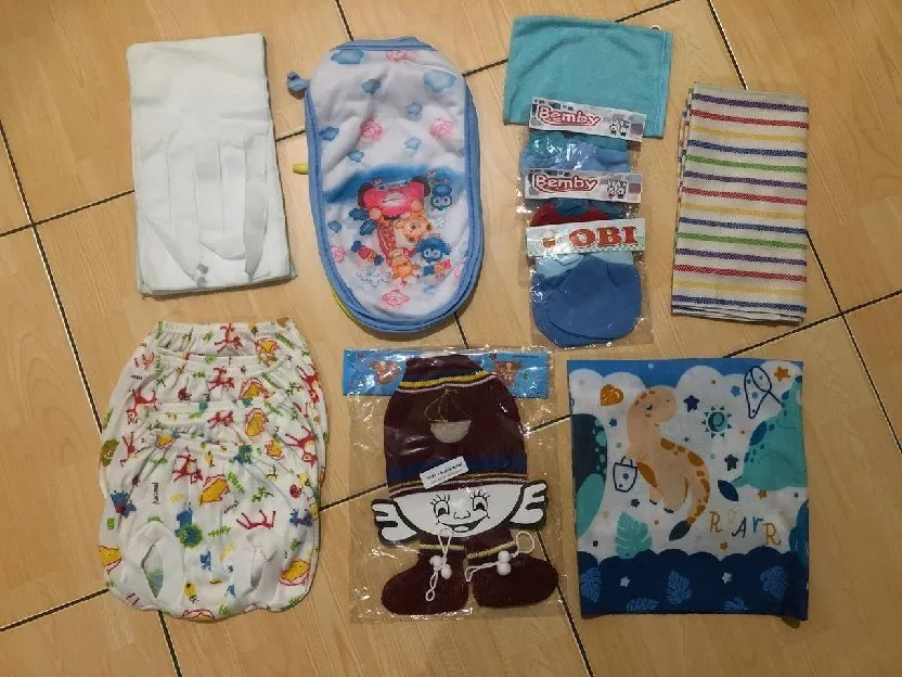 Paket Set Perlengkapan Newborn/ Bayi Baru Lahir Isi 23 Pcs