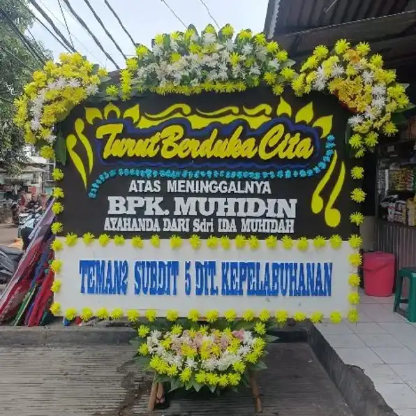 Karangan Bunga Kota Jakarta Timur 0856-4157-5998 Affan Florist