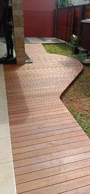 decking Kayu Solid Grade A 