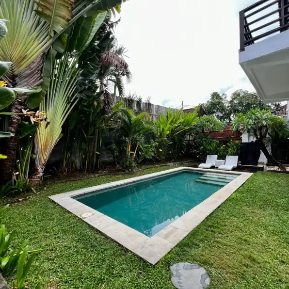 Disewakan villa 3 bedroom di Seminyak Bali