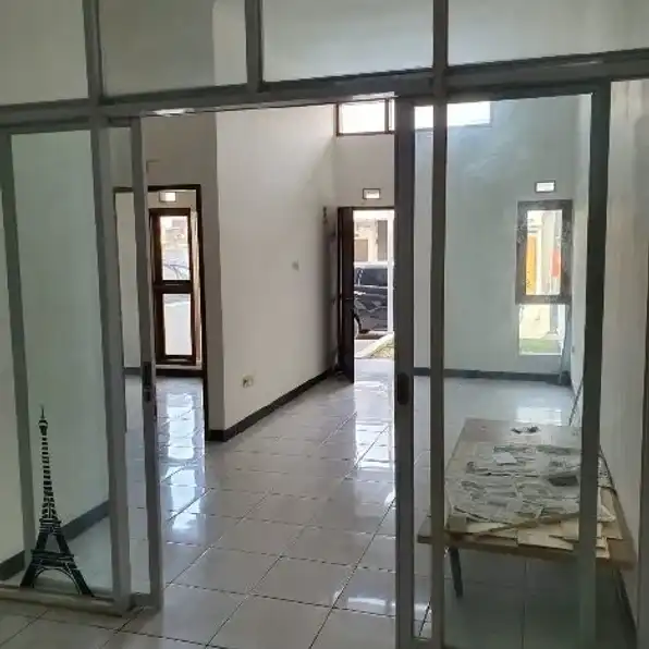 Disewakan rumah ciganitri dalam cluster