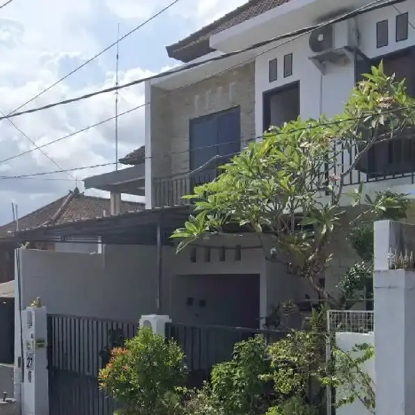 Dijual RUMAH 2LT, 5KT, 3KM, Jl. Merak Ayano Utara Peguyangan Denpasar