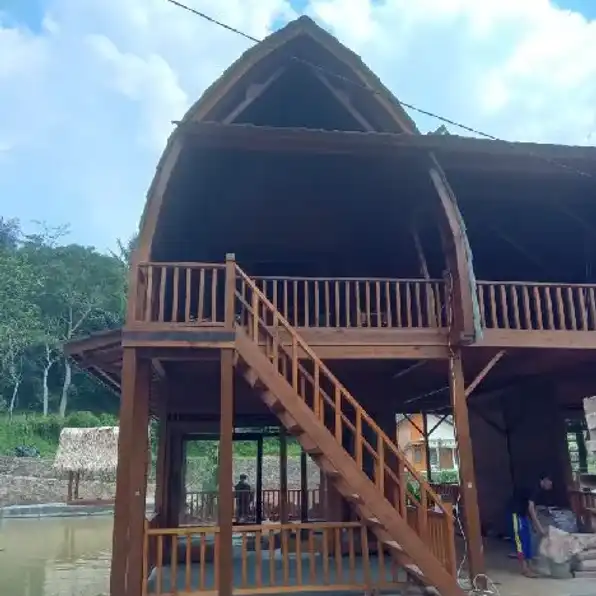 Wahyu Rumah Kayu