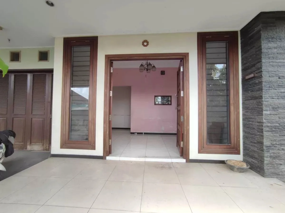 Jual Rumah Bagus 2 Lantai di Jalan Gatot Subroto Denpasar