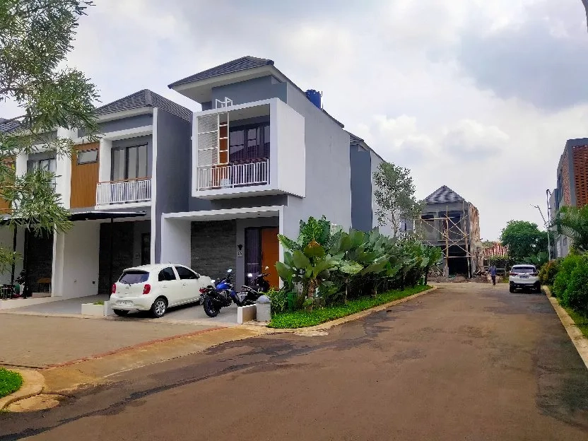 Rumah 2 lantai di selatan jakarta