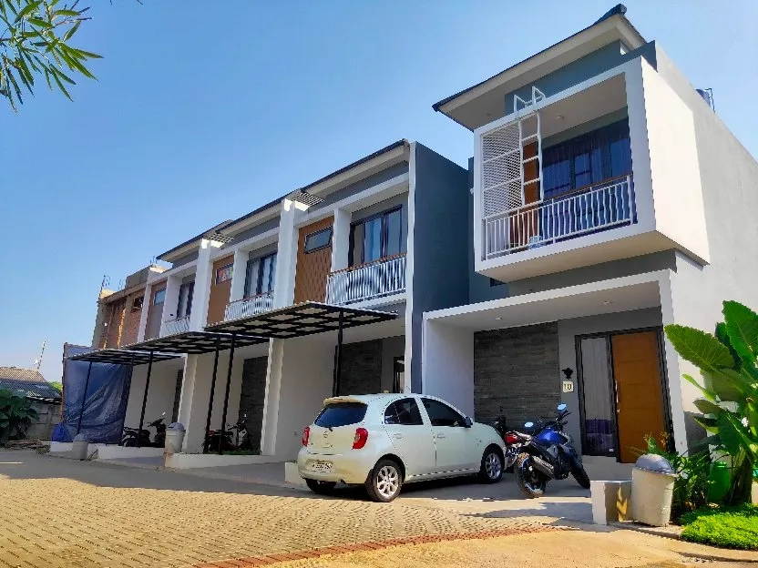 rumah 2 lantai dan paling murah 