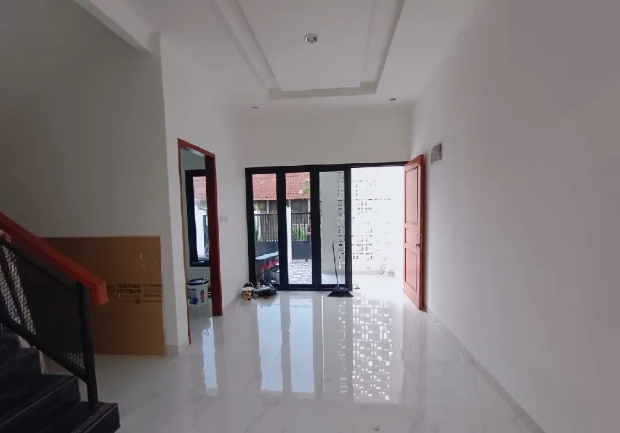rumah baru design minimalis dalam komplek Deplu Pondok Aren 