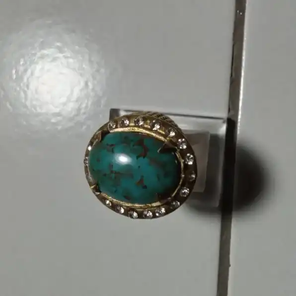 cincin mata pirus