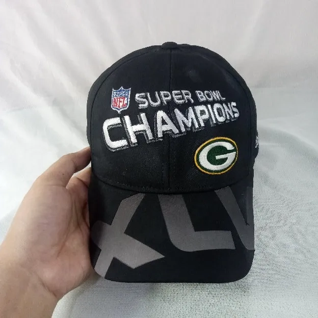 Topi Superbowl Champion Green Bay Packers NFL x Reebok Fitted Original