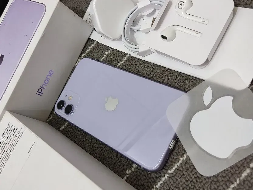 IPHONE 11 64GB Alloperator Fullsett Nominus Murah 