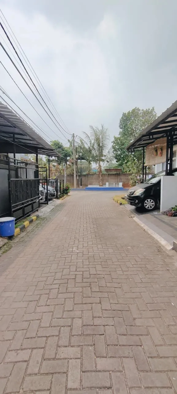 rumah disewakan dekat stasiun Rawa Buntu 