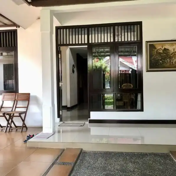 Jual Rumah Bintaro Tangerang Selatan di Jalan Camar Shm