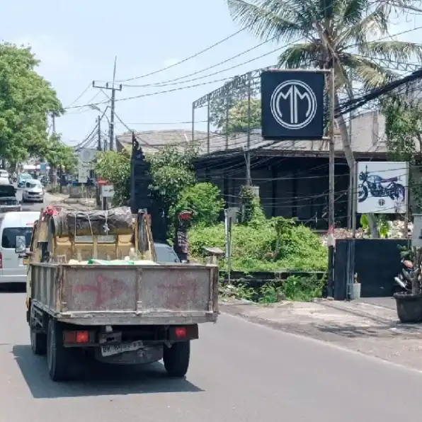 Dikontrakan 4,3 are, Jl. Raya Pererenan Tanah Lot Mengwi Badung