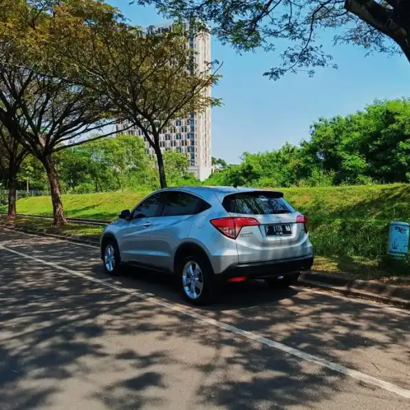 2015 Honda hrv e cvt 1.5 matic