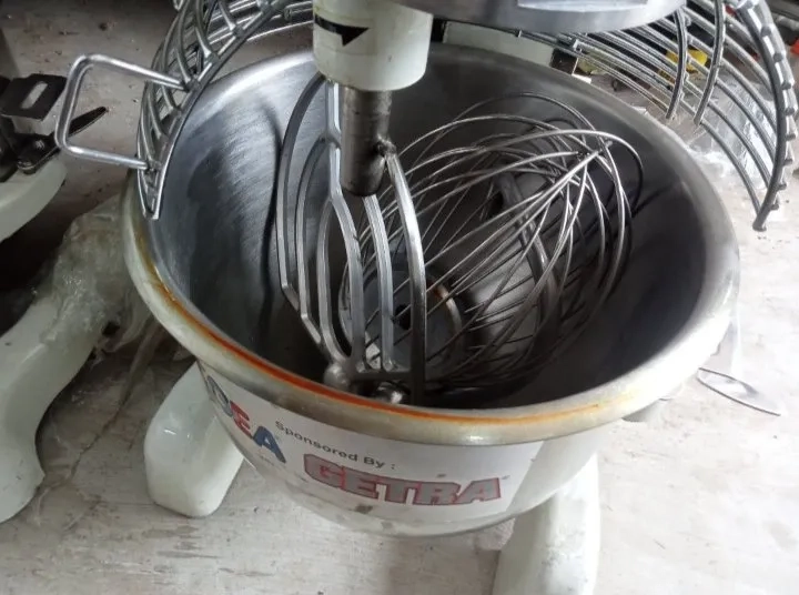 Cuci gudang NEW GETRA Planetary mixer B-15 Garansi