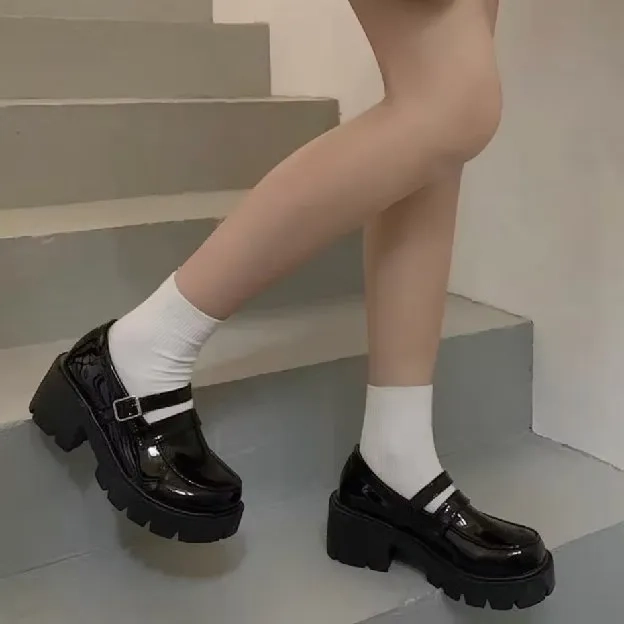 Heels Sepatu Sneakers Wanita Kerja Docmart Maryjane Hitam