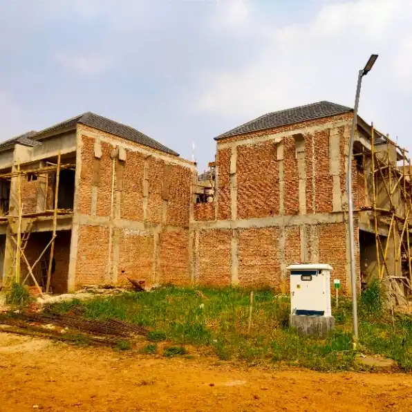 Rumah murah dinding bata merah