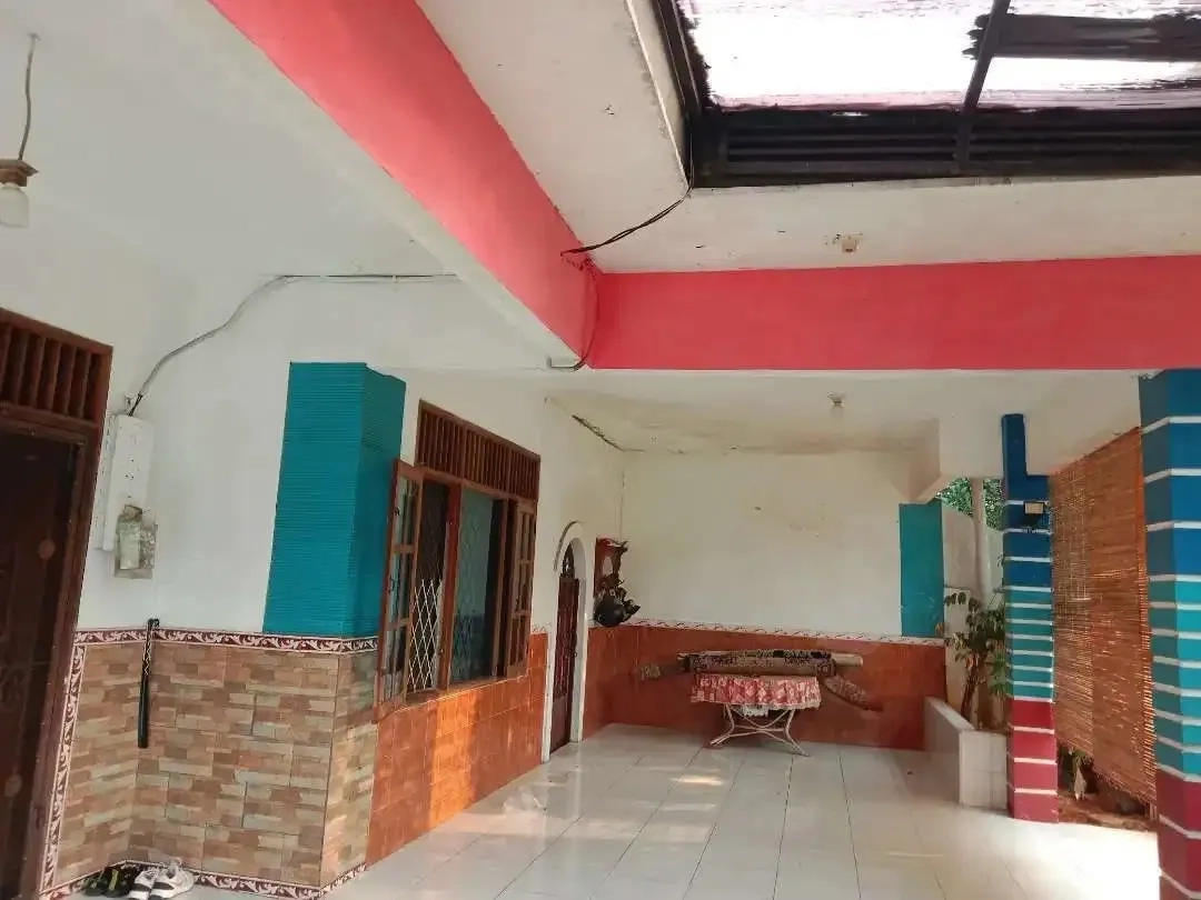 Rumah Lama Bagus Daerah Makasar Kota Jakarta Timur Shm