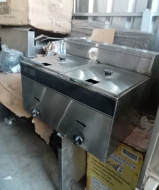 Cuci gudang NEW GETRA Gas Deep Fryer GF-73 Garansi