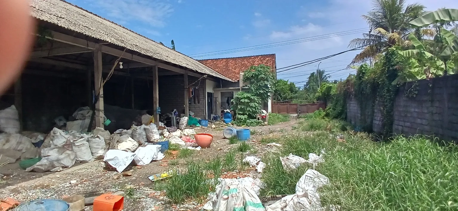 Disewakan gudang dan toko jl Ida Bagus Mantra Saba Gianyar Bali