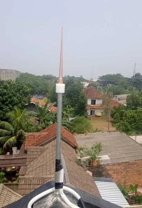 SPESIAL AHLI INSTALASI PENANGKAL PETIR RUMAH KANTOR 