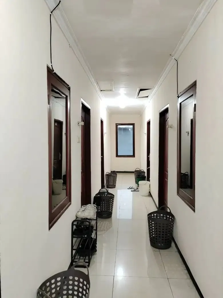 Jual Rumah Kost dan Tempat Usaha di Siwalankerto Surabaya