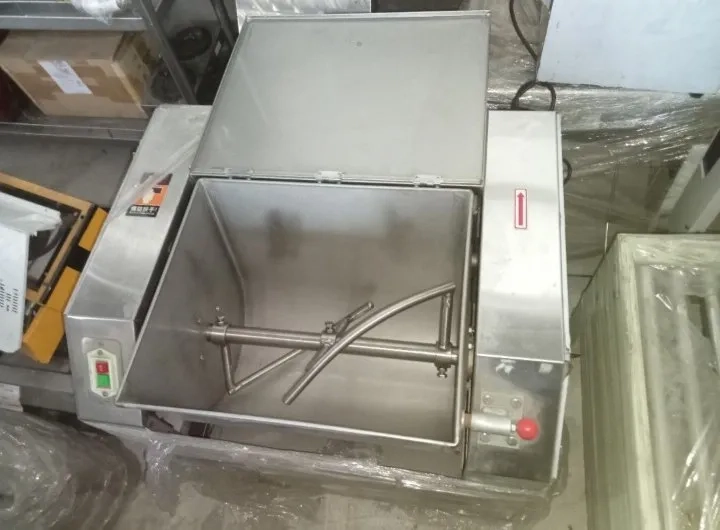 Cuci gudang NEW GETRA Horizontal Dough Mixer WHB-25 Garansi