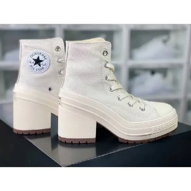 BNIB 100% Converse Chuck 70 Taylor Deluxe Heel / Sneakers Converse terbaru