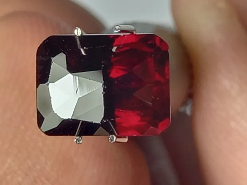 natural red garnet 3.10ct no treatment