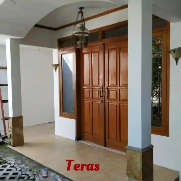 Disewakan Rumah Murah di Semolowaru Indah Surabaya