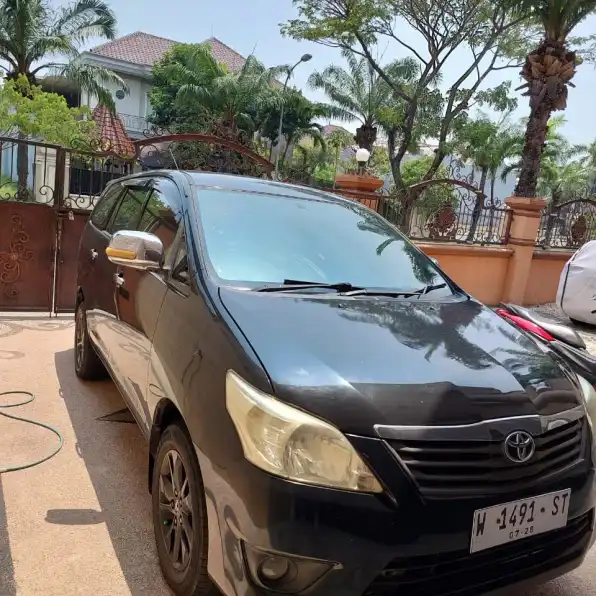 Dijual Mobil Grand Innova