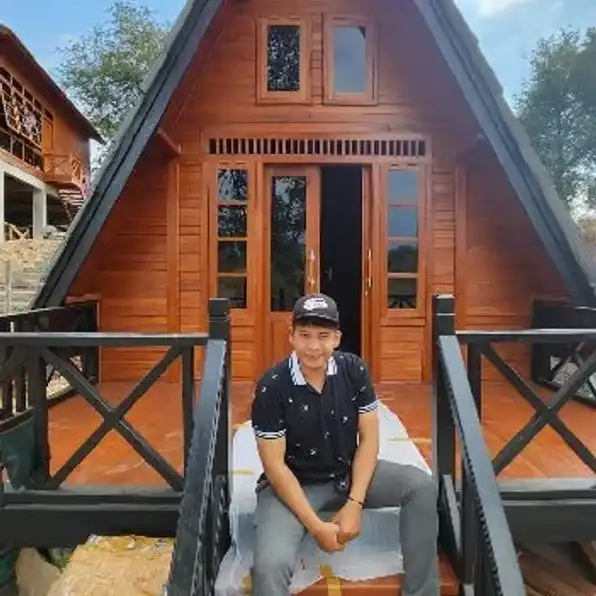 Wahyu Rumah Kayu