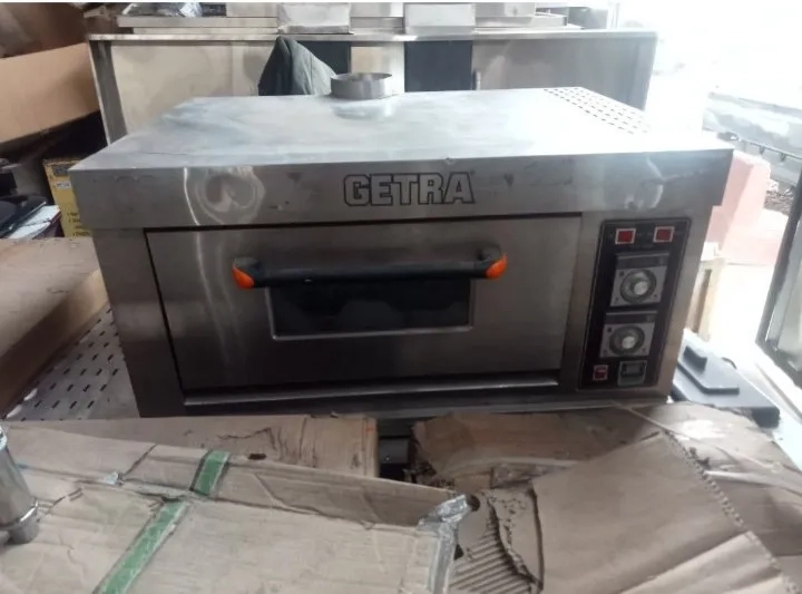 Cuci gudang NEW GETRA Gas Baking Oven RFL-11SS Garansi