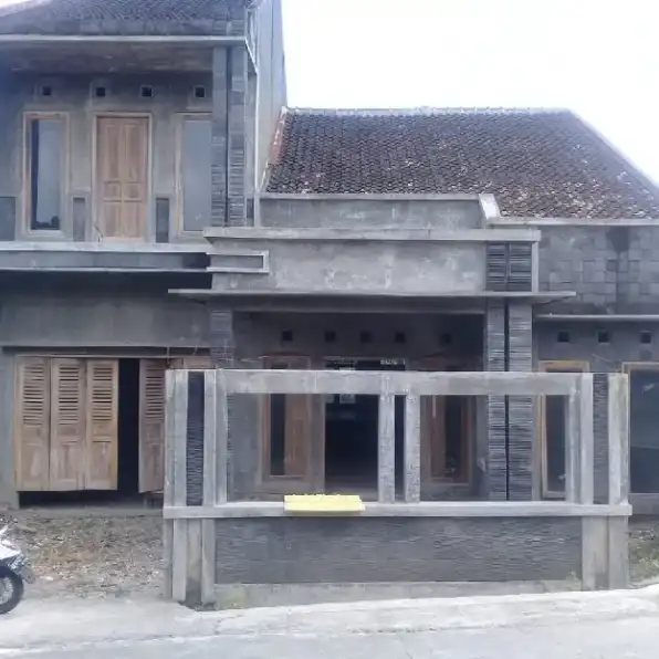 RUMAH HOOK 273M2 TINGGAL FINISHING DI PALUR MOJOLABAN SUKOHARJO 