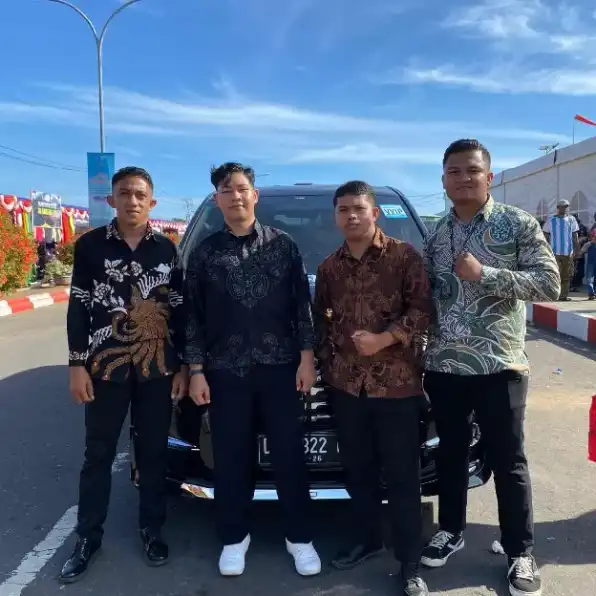 Rental mobil Kota Ternate 0812-4271-7630 CV Cyberternate Rental