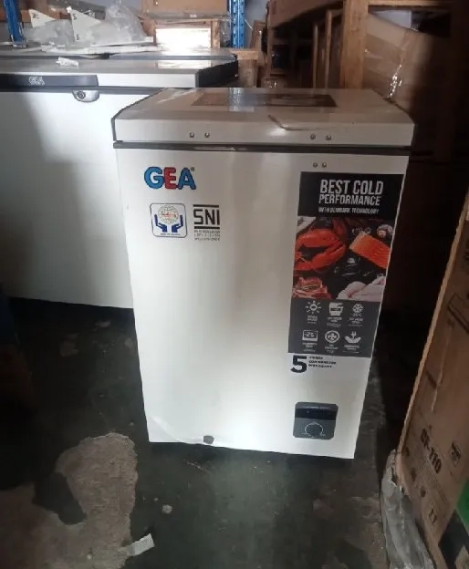 Cuci gudang NEW GEA Chest Freezer AB-108R Garansi