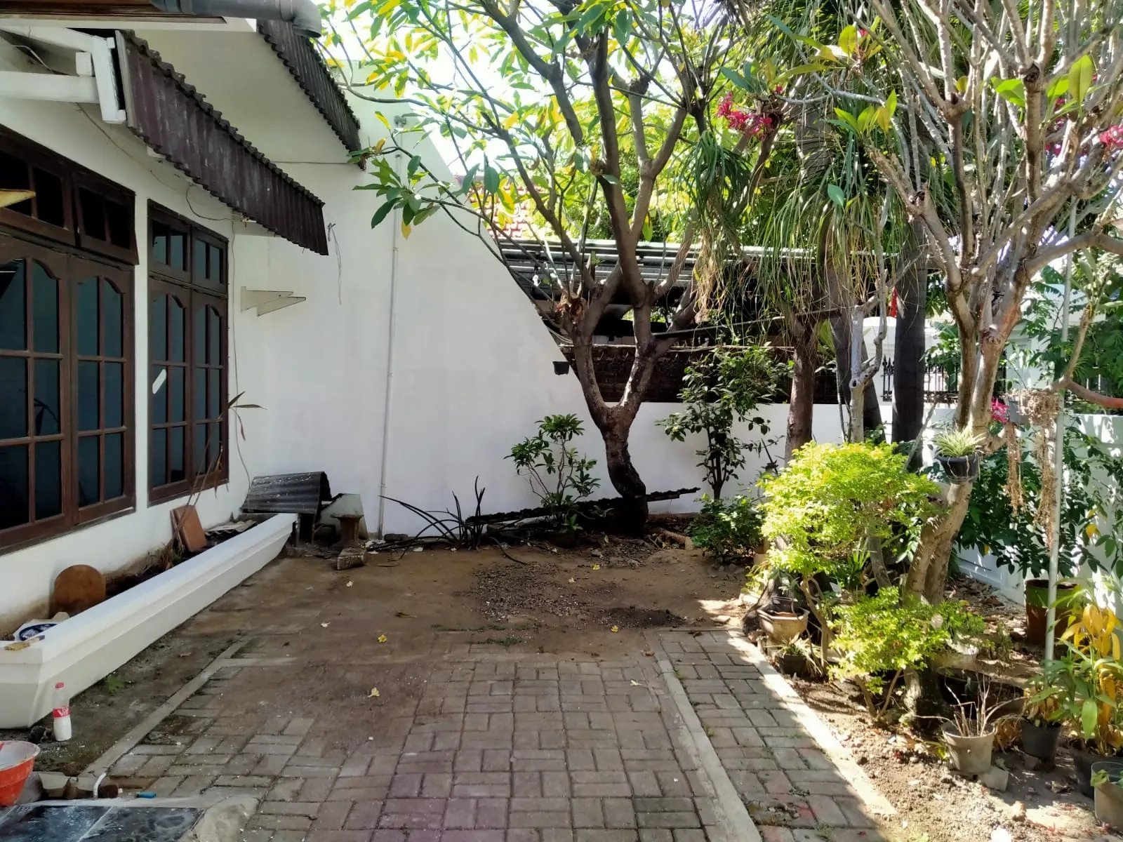 Jual Rumah Siap Huni di Jalan Kutisari Kota Surabaya