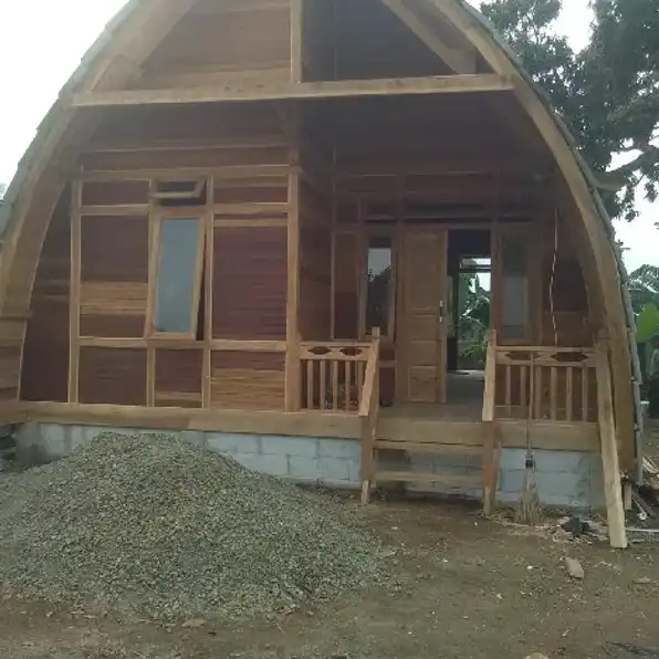 Wahyu Rumah Kayu