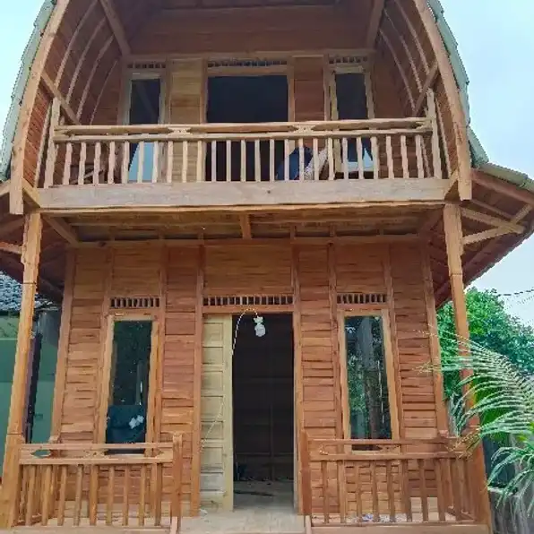 Wahyu Rumah Kayu