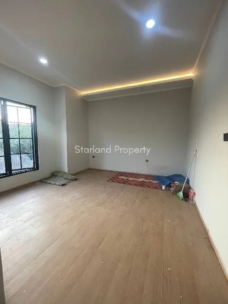 rumah klasik Eropa modern private pool dekat Joglo 