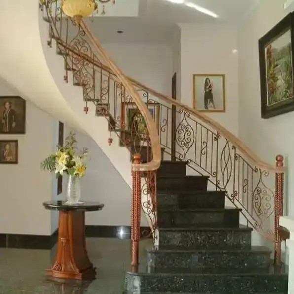 Dijual Villa 3 Lt, FULL VIEW Benoa Vista Residence Jl. Taman Tirta Kuta Selatan